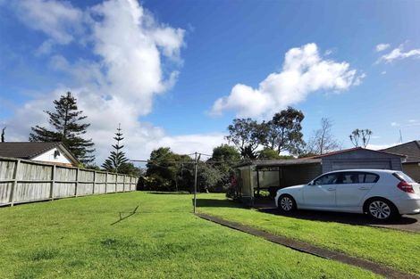 Photo of property in 53 Matipo Road, Te Atatu Peninsula, Auckland, 0610