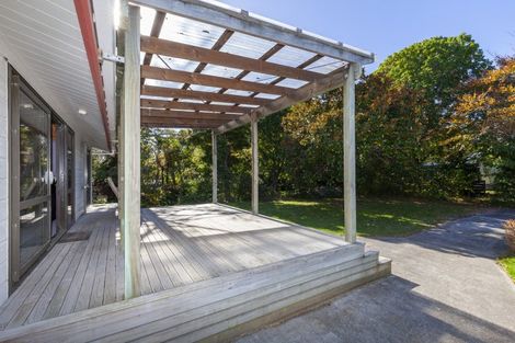 Photo of property in 6 Park Avenue, Waikanae, 5036