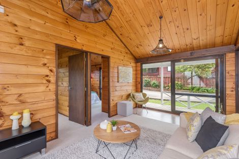 Photo of property in 43 Palmyra Way, Half Moon Bay, Auckland, 2012