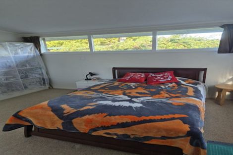 Photo of property in 6 Totara Grove, Hillcrest, Auckland, 0627