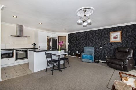 Photo of property in 1-2/8a Lilian Street, Te Kamo, Whangarei, 0112
