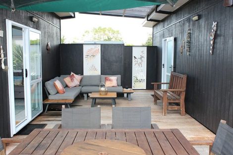 Photo of property in 147 Waimaire Avenue, Matarangi, Whitianga, 3592