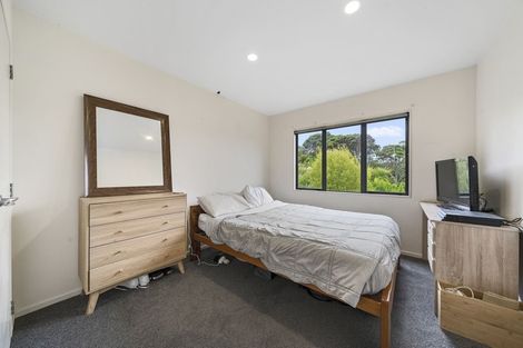 Photo of property in 41 Samwell Drive, Whitby, Porirua, 5024