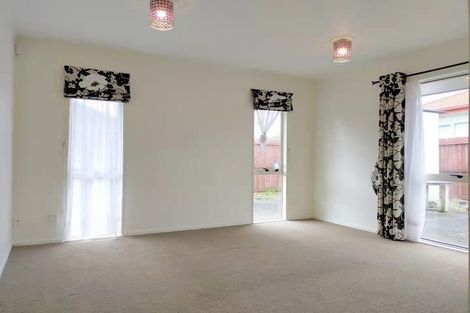Photo of property in 14 Mark Carter Place, Flat Bush, Auckland, 2019