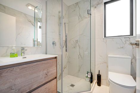 Photo of property in 4/25 Abbotleigh Avenue, Te Atatu Peninsula, Auckland, 0610