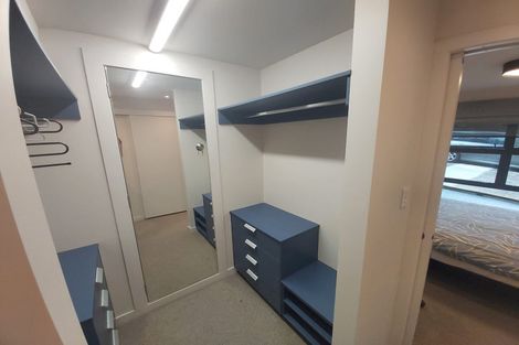 Photo of property in 32 Melrose Road, Island Bay, Wellington, 6023