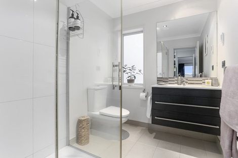 Photo of property in 12 Toheroa Street, Hobsonville, Auckland, 0616