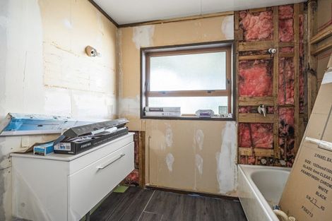 Photo of property in 76 Aotea Crescent, Tokoroa, 3420
