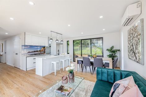 Photo of property in 5 Shibata Rise, Ranui, Auckland, 0612