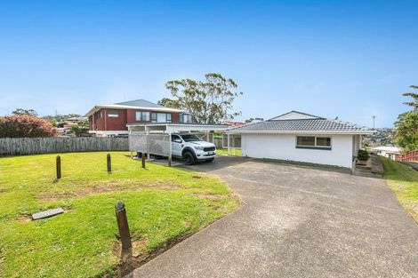 Photo of property in 1/587 Glenfield Road, Totara Vale, Auckland, 0629