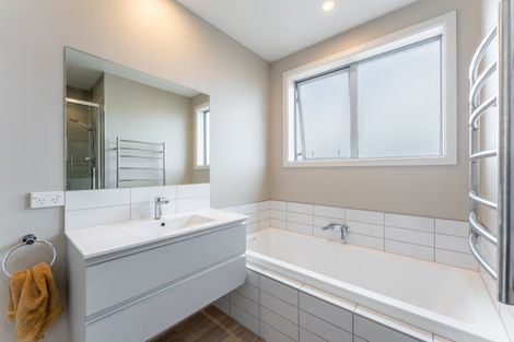 Photo of property in 76 Mountain View Road, Glenwood, Timaru, 7910