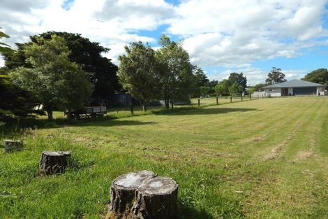 Photo of property in 7 Camellia Lane, Carterton, 5713
