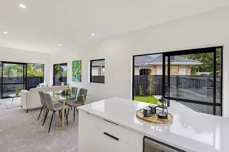 Photo of property in 11e Barrie Avenue, Papatoetoe, Auckland, 2025