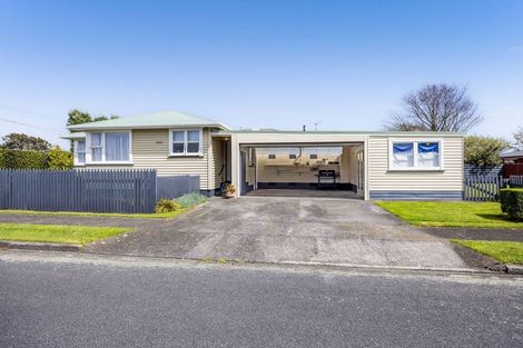Photo of property in 25 Waihi Road, Hawera, 4610