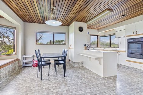 Photo of property in 61 Links View Drive, Omokoroa, 3114