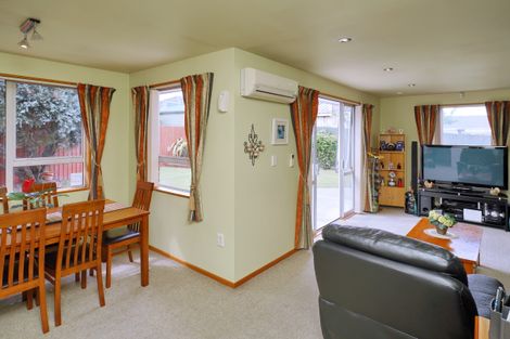 Photo of property in 3 Symes Road, Hornby, Christchurch, 8042
