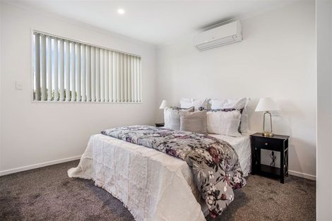 Photo of property in 96b Sturges Road, Henderson, Auckland, 0612