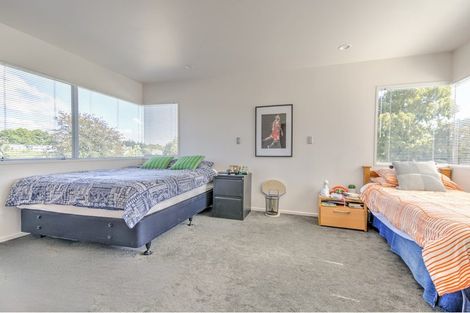 Photo of property in 450 River Road, Fairfield, Hamilton, 3214