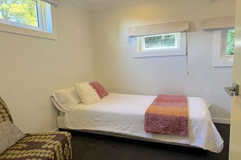 Photo of property in 3 Huia Road, Titirangi, Auckland, 0604