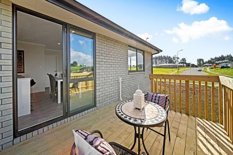 Photo of property in 5 Murray Ward Drive, Te Kauwhata, 3710