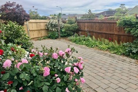 Photo of property in 32 Landsdowne Terrace, Cashmere, Christchurch, 8022
