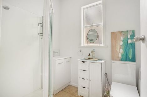 Photo of property in 1/8 Millbrook Road, Henderson, Auckland, 0612