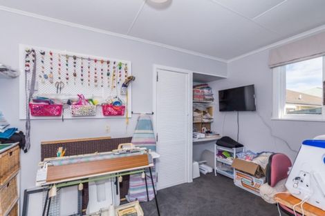 Photo of property in 16 Trafalgar Street, Levin, 5510