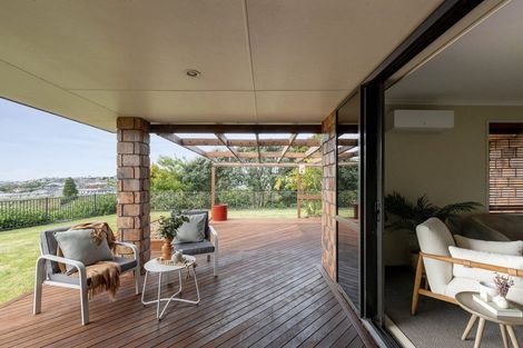 Photo of property in 45 Contour Avenue, Pyes Pa, Tauranga, 3112