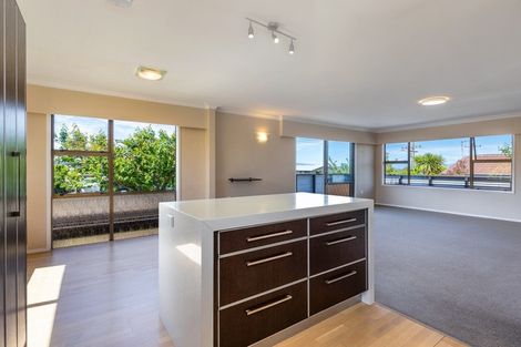 Photo of property in 16 Huia Street, Taupo, 3330