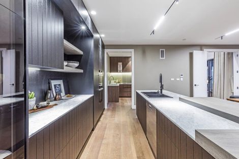 Photo of property in 1a Tiri Road, Takapuna, Auckland, 0620