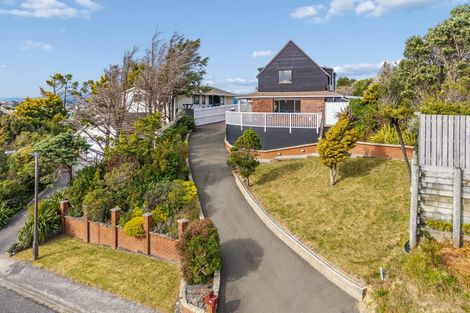 Photo of property in 296 Maungaraki Road, Maungaraki, Lower Hutt, 5010