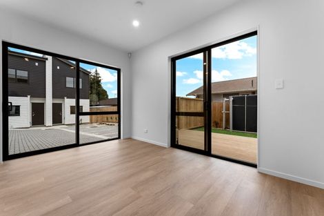Photo of property in 5/1 Kahikatea Place, Ranui, 0612
