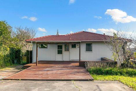 Photo of property in 7 Lewisham Street, Highland Park, Auckland, 2010