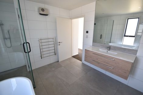 Photo of property in 30 The Drive, Twizel, 7999