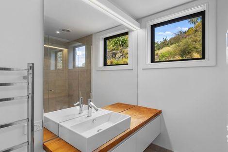 Photo of property in 8 Endeavour Place, Lyttelton, 8082