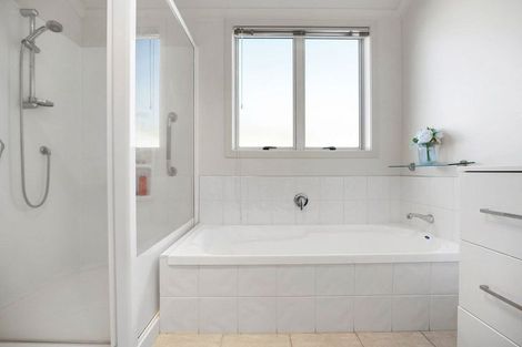 Photo of property in 4d Ngaio Crescent, Cambridge, 3434