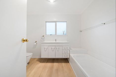 Photo of property in 7a Fantome Place, Whalers Gate, New Plymouth, 4310