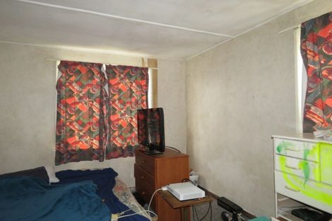 Photo of property in 37 Rintoul Street, Westport, 7825