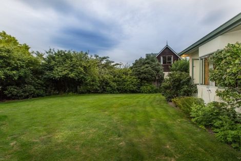 Photo of property in 6 Heuchan Lane, Wanaka, 9305