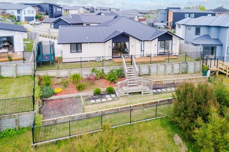 Photo of property in 24 Te Tiireke Drive, Glenview, Hamilton, 3206
