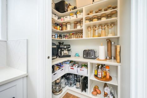 Photo of property in 192 Ferguson Street, West End, Palmerston North, 4412