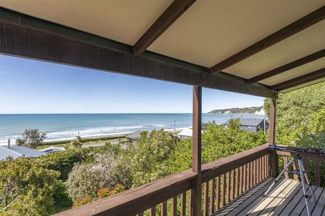 Photo of property in 4 Tainui Rise, Gore Bay, Cheviot, 7383