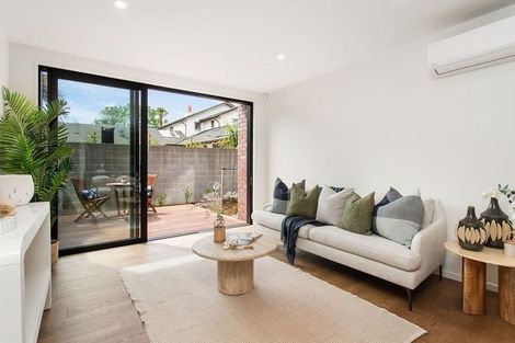 Photo of property in 3/50b Murray Place, Saint Albans, Christchurch, 8014