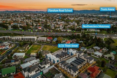 Photo of property in 6/21 Titoki Street, Te Atatu Peninsula, Auckland, 0610
