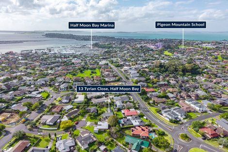 Photo of property in 13 Tyrian Close, Half Moon Bay, Auckland, 2012