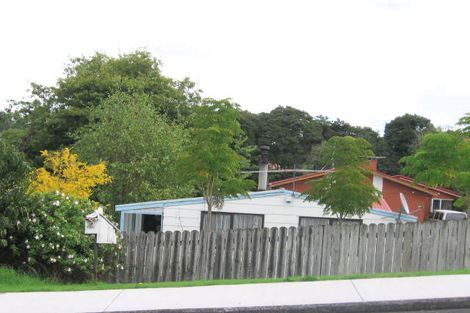 Photo of property in 2/13 Matama Road, Glen Eden, Auckland, 0602