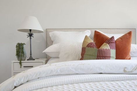 Photo of property in 4/9 Rengarenga Rise, Fairview Heights, Auckland, 0632