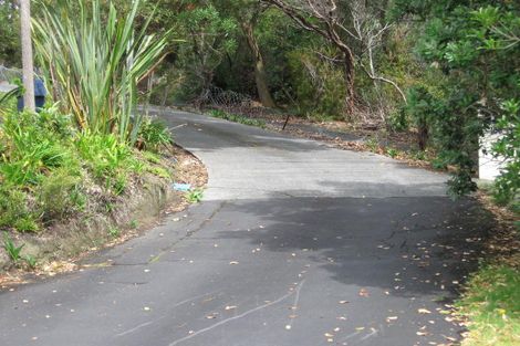 Photo of property in 1/100 Park Rise, Campbells Bay, Auckland, 0630