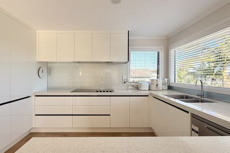 Photo of property in 7 Sheralee Place, Bucklands Beach, Auckland, 2014