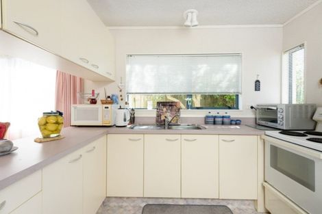 Photo of property in 994 Papamoa Beach Road, Papamoa Beach, Papamoa, 3118
